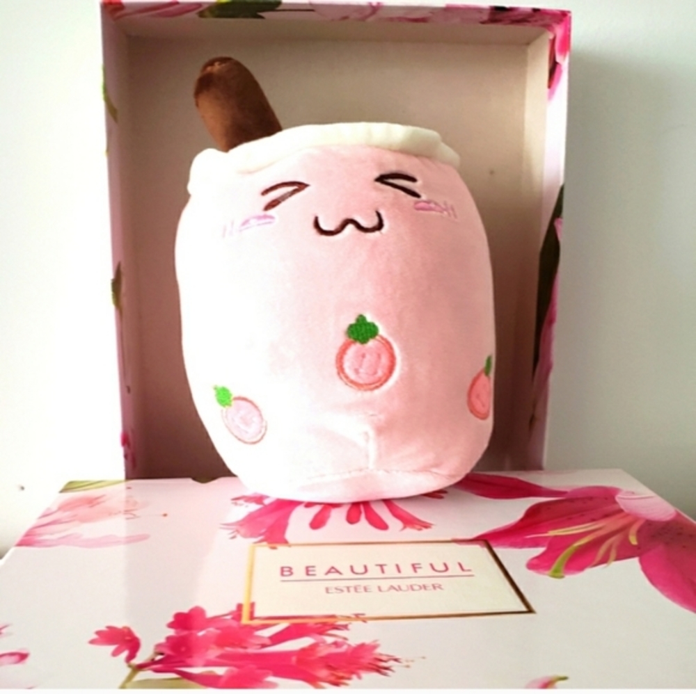 New and Beautiful 🥰 Bubble tea cup blush toy😊
